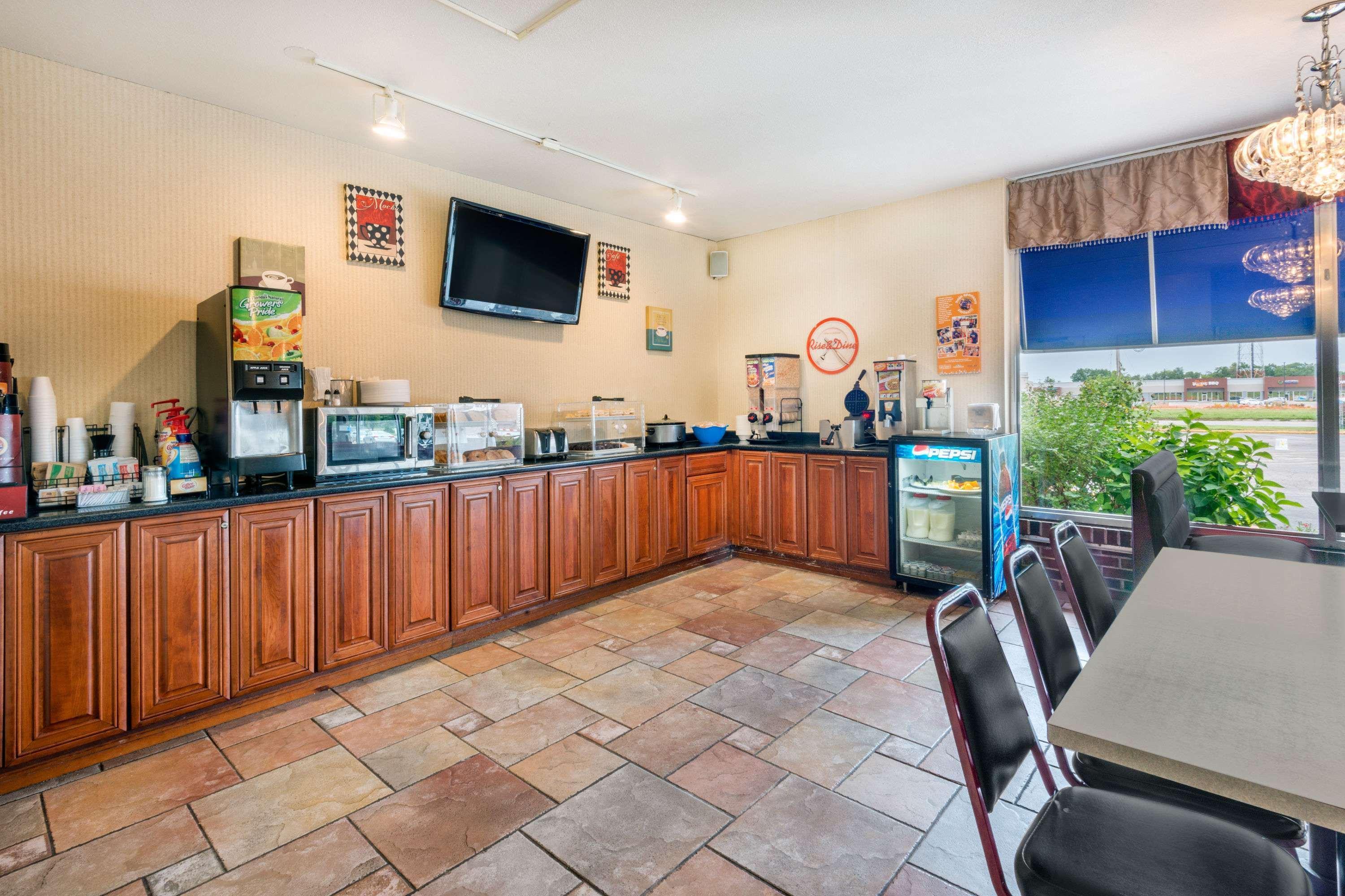 Hotel Howard Johnson By Wyndham Burlington
