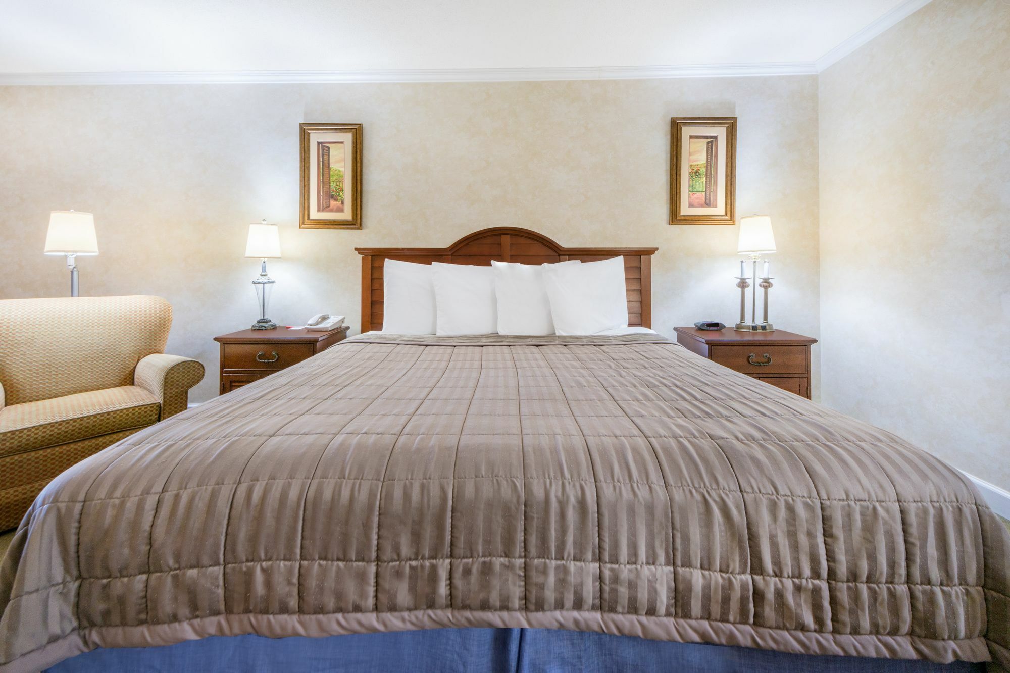 Howard Johnson By Wyndham Hotel 3*